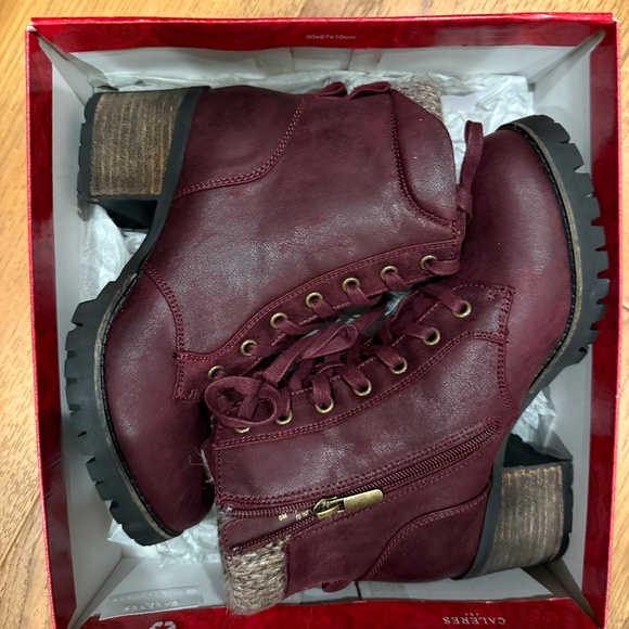 Brand new Carlos Santana Womens Glinda Wine Ankle Bootie Sz 8m - Picture 2 of 7